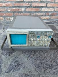 Panasonic VP-5710A Oscilloscopio