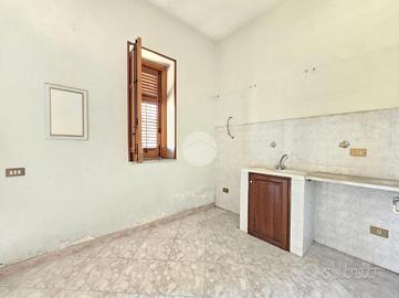 MONOLOCALE A PALERMO