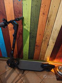 Monopattino pieghevole Ninebot