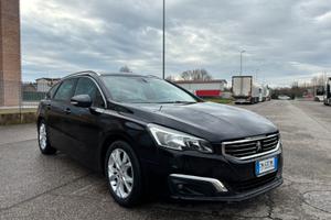 Peugheot 508