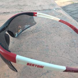 occhiali sportivi 