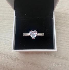 Anello in argento con cuore