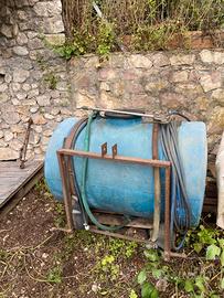 Botte per irrorazione per trattore