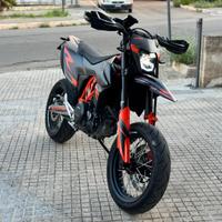 Ktm 690 SMC R
