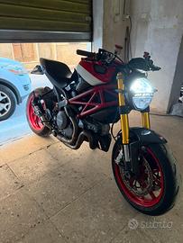 Ducati monater 1100 evo