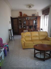 Paterno' - appartamneto 5° piano id: pa061va