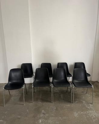 8 Sedie vintage impilabili plastica e acciaio