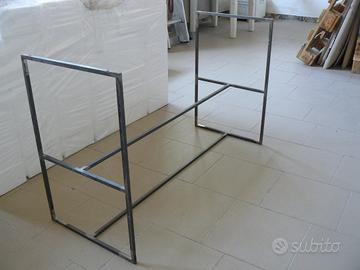 Telaio grezzo porta mensole per bar o ristoranti