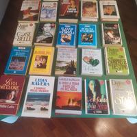 Lotto di 25 romanzi di genere sentimentale