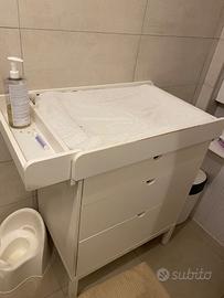 Cassettiera fasciatoio stokke