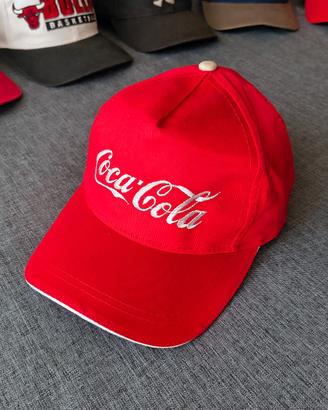 Coca-Cola. Cappello con visiera