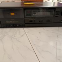 Mangia cassette stereo Technics