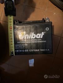 Batteria moto 12 v 10 ah