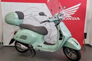 Piaggio Vespa 300 GTS - 2025- 8141 km