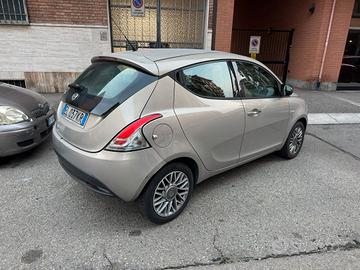 Lancia Ypsilon 1.3 MJ cv95 km 137000