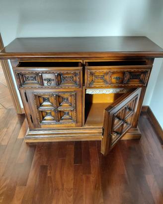 credenza in legno massello
