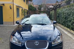 Jaguar XF3000 diesel 6V 240cv