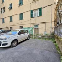 POSTO AUTO A GENOVA
