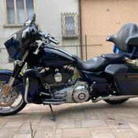 Harley-Davidson Street Glide C.V.O. - 2016