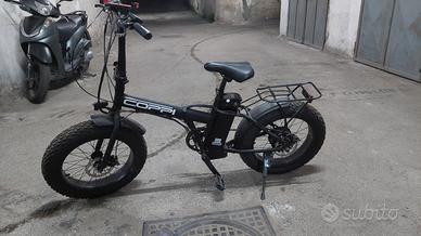 bicicletta a pedalata assistita coppi