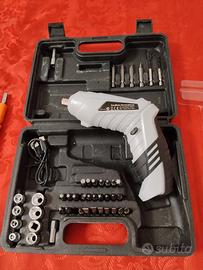 Trapano avvitatore.smerigliatrice.seghetto.sega