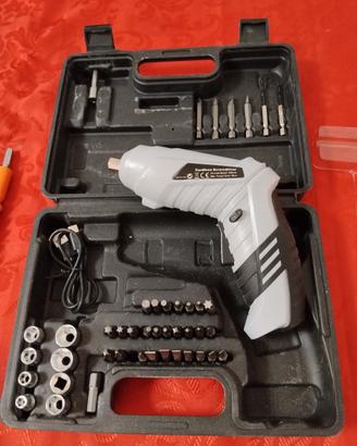 Trapano avvitatore.smerigliatrice.seghetto.sega