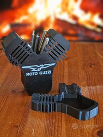 Kit Ufficio Moto Guzzi - Portapenne & Posacenere 