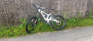 downhill gt 