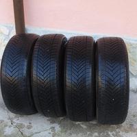 Set di 4 Gomme Invernali Usate 195/65/R15 91H