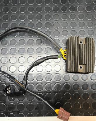 Regolatore ti tensione vespa GTS 300