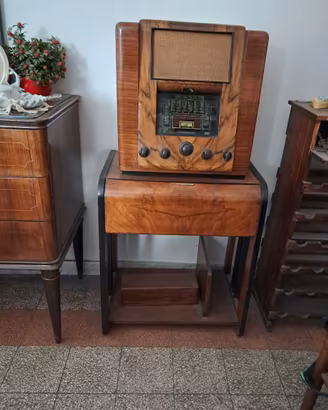 Radio giradischi originale la voce del padrone fon