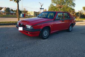 Alfa Romeo 75  2.0 Twin Spark
