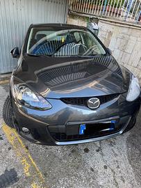 Mazda 2 NEOPATENTATI