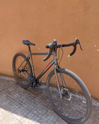 GENESIS FLYER Gravel SINGLE SPEED NUOVA