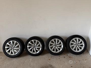 4gomme+cerchi in lega 205/55 R16’ Alfa Giulietta