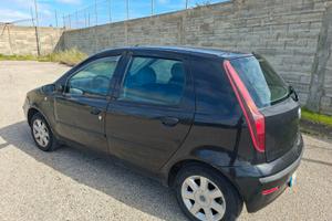Auto Fiat punto