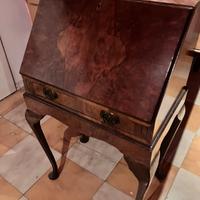 Secretaire inglese