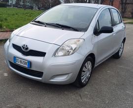 Toyota Yaris 1.3 5 porte Sol