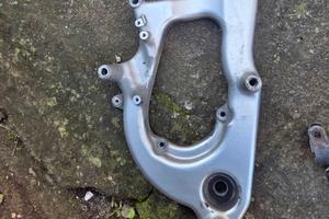 Supporto scarico sh 300