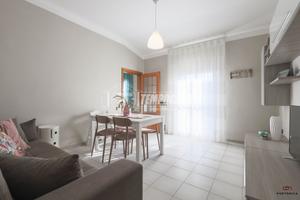 TRE LOCALI RISTRUTTURATO CON ASCENSORE