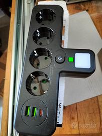 multipresa a T con prese USB e luce notturna 