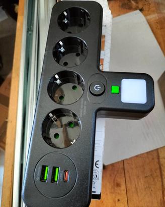 multipresa a T con prese USB e luce notturna 