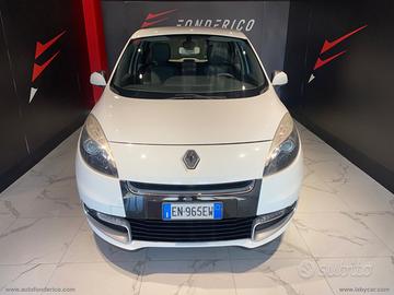 RENAULT Scénic 1.6 Wave