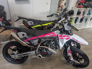 Fantic Motor XMF 125 Abs performance pink