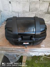 Givi  Bauletto Trk52 litri. Top case 