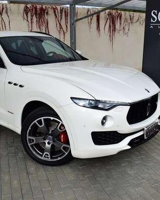 Maserati Levante 3.0 V6 SQ4 Automatica 430 cv Gran