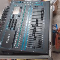 Mixer audio Allen Heath QU24