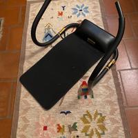 Attrezzo per addominali