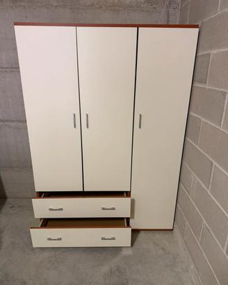 Armadio 3 ante in buone condizioni – 120×169×52 cm