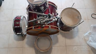 Batteria Yamaha Rydeen completa con piatti